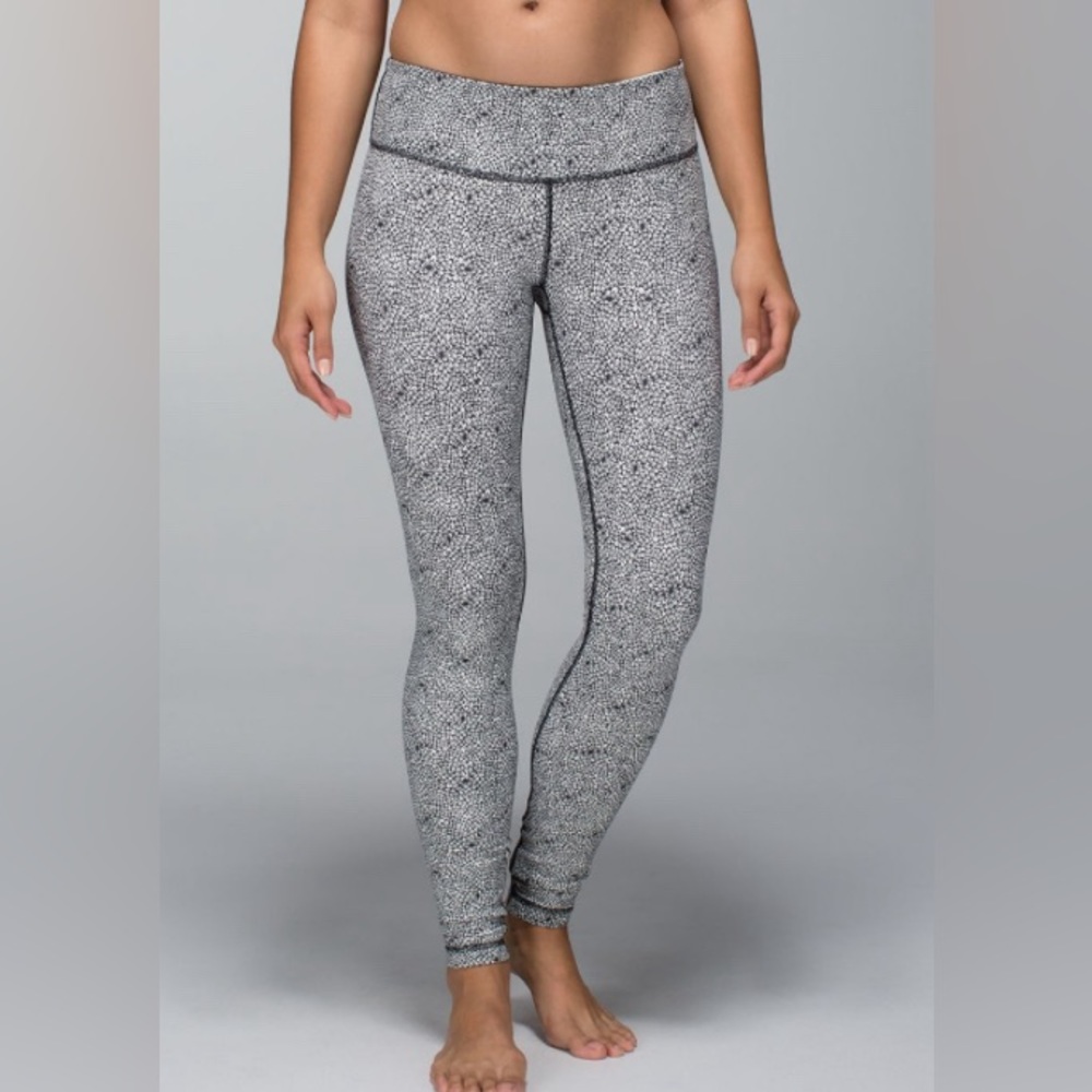 Lululemon Wunder Under Pant in Plush Petal Deep Coal Ghost